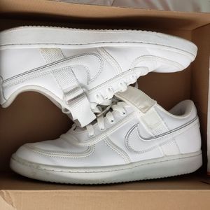 Men's Nike sneakers